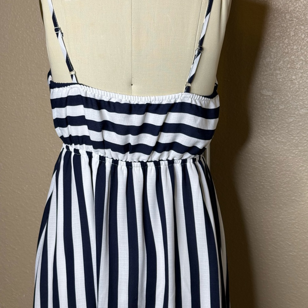 Papaya Striped Tie-Front‎ Dress - Picture 6 of 8